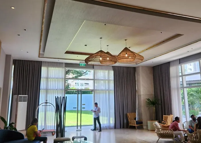 Solinea Tower 3 Business Park Pool * Cebu